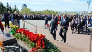 Память погибших в Великой Отечественной войне почтили в Мемориальном комплексе "Победа" города Чебоксары 