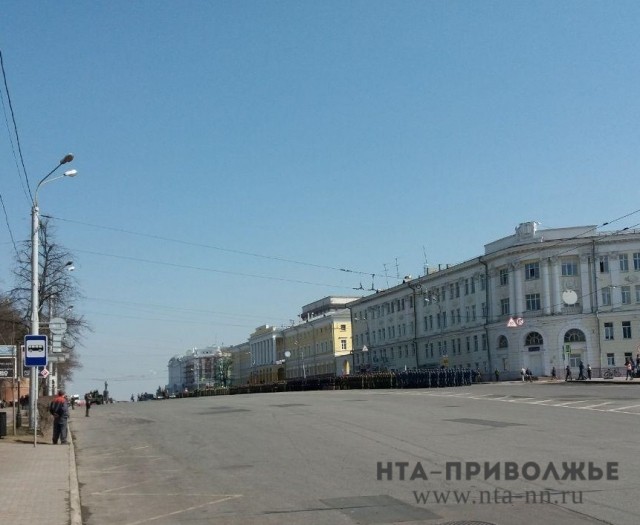 Репетиция парада к 9 мая проходит на площади Минина и Пожарского в Нижнем Новгороде 17 апреля
