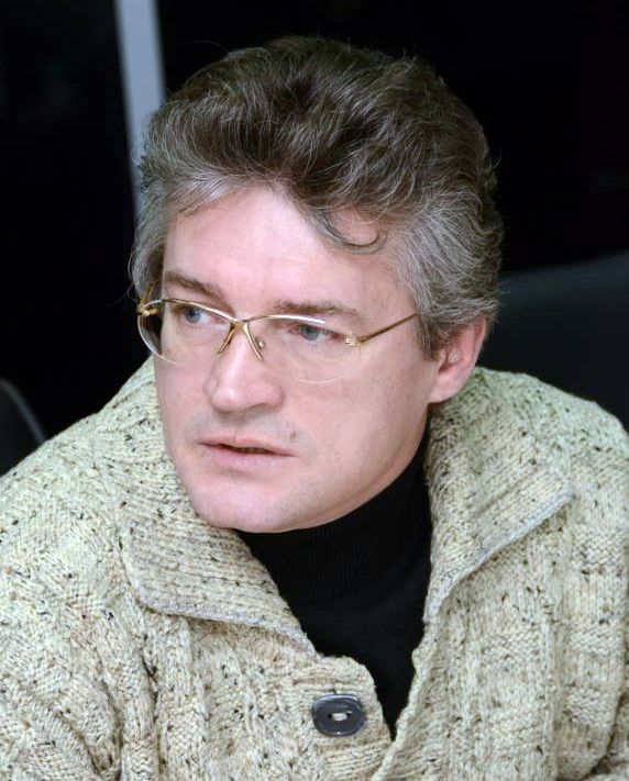 Евгений Семенов считает, что праймериз "Единой России" не стоит рассматривать как формальный ритуал