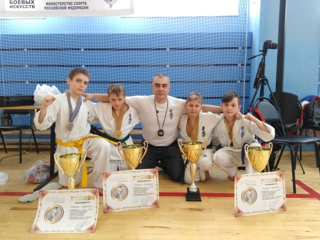Нижегородские каратисты завоевали пять золотых медалей на международном турнире "Золотое кольцо"