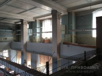 Экскурсию по корпусу "Банка Рукавишникова", бывшему зданию фабрики "Маяк" провели нижегородским журналистам