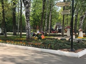 Финальная стадия подготовки к открытию летнего сезона проходит в Детском парке и парке "Лакреевский лес" г. Чебоксары