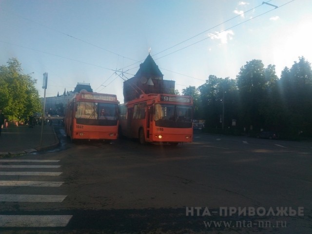 Троллейбусные линии демонтируют на площади Минина и Пожарского в Нижнем Новгороде на время ЧМ-2018